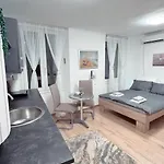 Apartments Isra