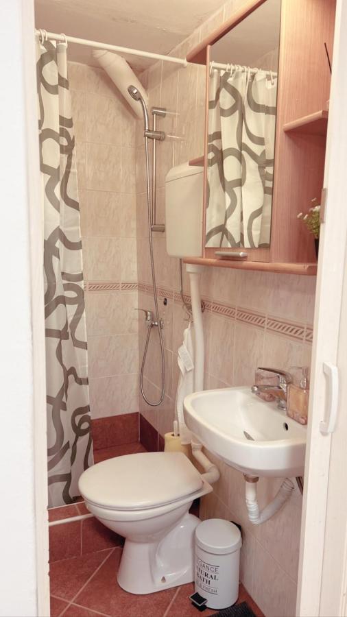Apartment Isra